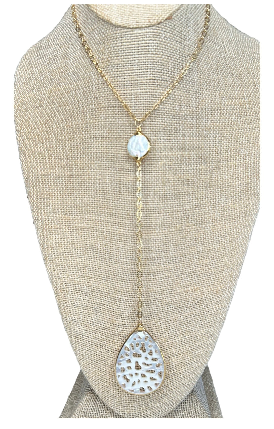 Oval Mother Of Pearl Necklace