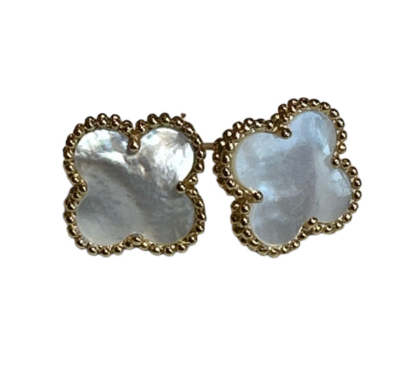 Four-Leaf-Clover-Mother-Of-Pearl-Gold-Stud_earrings